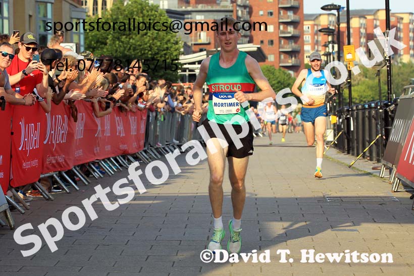 The 2023 UK Athletics Mens 5k Road Race Champs., Newcastle Quayside.  Photo: David T. Hewitson/Sports for All Pics